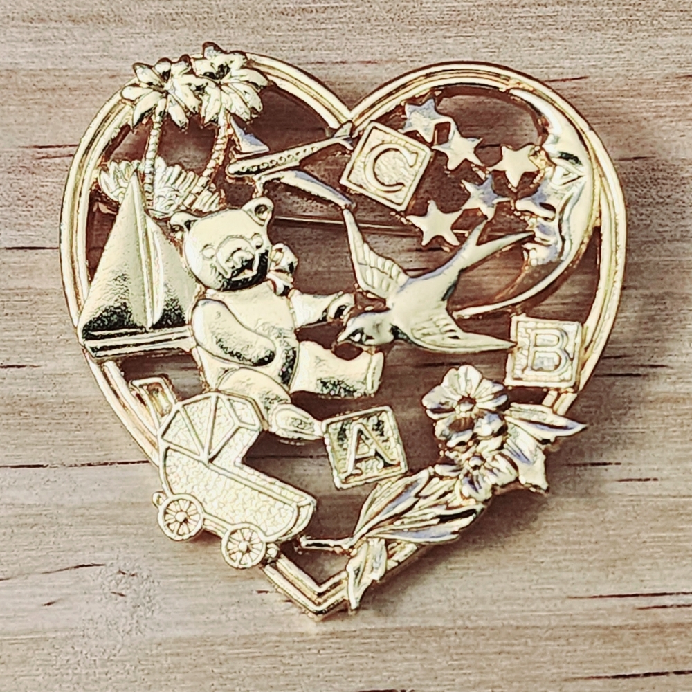 💎 Gold Heart w/Teddy Bear, Moon Brooch 💎